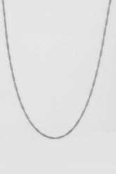 قلادة سلسلة فضية من طراز سنغافورة