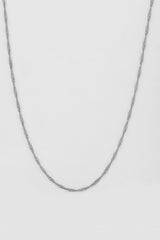 قلادة سلسلة فضية من طراز سنغافورة