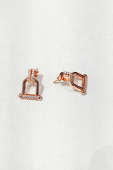 قرط فضي مستطيل مرصع بالأحجار الكريمة