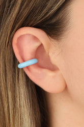 أقراط غضروفية فضية مطلية بالمينا الفيروزية