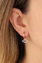 أقراط فضية مرصعة بحجر الفيروز