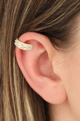 أقراط أذن من الفضة بحجر أبيض