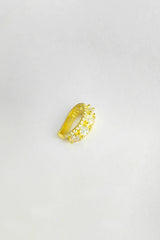 أقراط أذن من الفضة بحجر أبيض