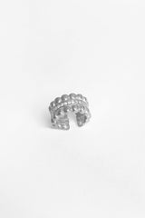 قرط غضروفي فضي سميك مع حجر أبيض