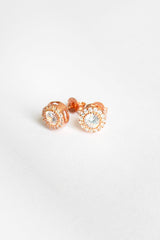 أقراط فضية من الحجر الأبيض