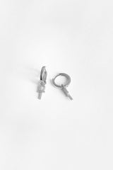 أقراط فضية نسائية