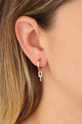 أقراط فضية نسائية