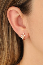 أقراط فضية على شكل نجمة حجرية بيضاء