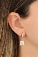 أقراط فضية متدلية على شكل نجمة الشمال