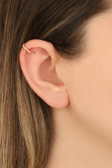 أقراط غضروفية من حجر فضي