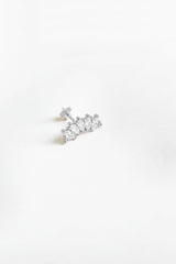 قرط غضروفي فضي من حجر الباجيت