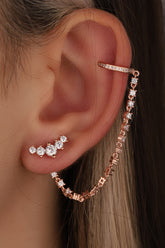 سلسلة فضية مرصعة بأحجار كبيرة، سلسلة أقراط