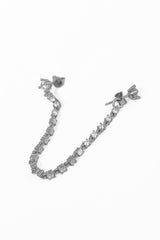 أقراط فضية متدلية بسلسلة حجر واحد