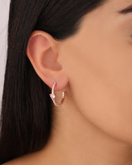 أقراط من الفضة الإسترلينية على شكل قلب نصف حلقة مع أحجار وردية