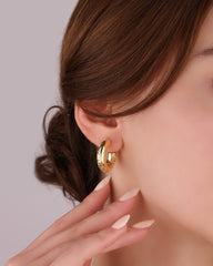 أقراط دائرية فضية منقوشة بدون حجارة