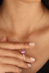 قلادات الحلوى / ميداليات مصاصات حجرية وردية / ميداليات تافي / مجوهرات مجموعة الحلوى