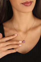 قلادات الحلوى / ميداليات مصاصات حجرية وردية / ميداليات تافي / مجوهرات مجموعة الحلوى