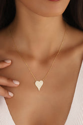 قلادة قلب من الفضة بحجر أبيض، قلادة على شكل قلب - قلادة على شكل قلب ممدود مرصع