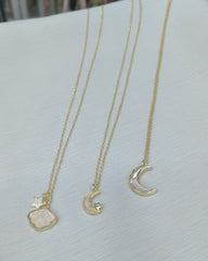قلادة قمر مطلية بالذهب، قلادة نجمة قمرية أنيقة، هدية عيد ميلاد، هدية عيد الميلاد