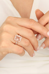 خاتم فضة مرصع بحجر سواروفسكي الوردي