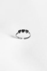 خاتم فضة على شكل قلب مطلي بالمينا الأسود
