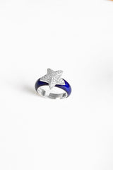 خاتم فضي مطلي بالمينا الأزرق الداكن وحجر أبيض