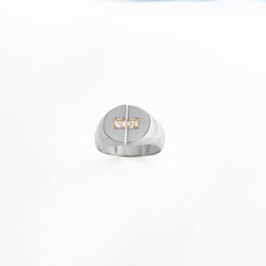 White Single Row Baguette Stone Silver Ring