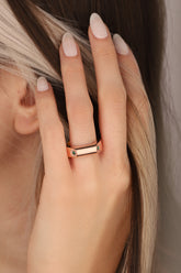 خاتم من الفضة الإسترلينية برأس ثعبان من الحجر الأخضر