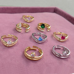 خاتم فضة مرصع بأحجار بيضاء على شكل قلب