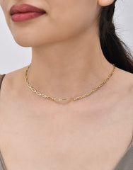 قلادة سلسلة مشبك ورق • قلادة سلسلة ذهبية