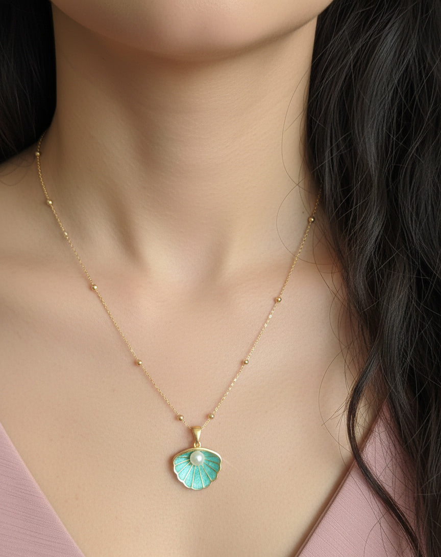 Multicolor Oyster Shell Sterling Silver Necklace