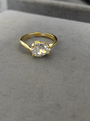 Elegant Sterling Silver Zircon Ring – White Sparkling Stone