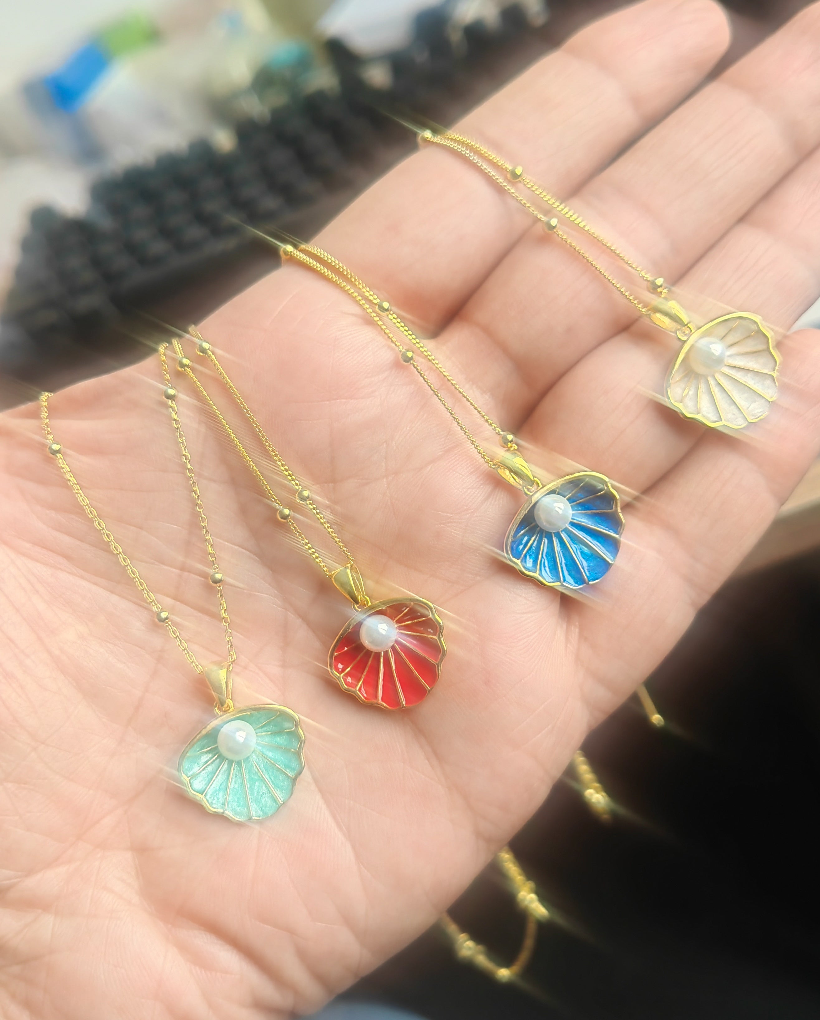 Multicolor Oyster Shell Sterling Silver Necklace
