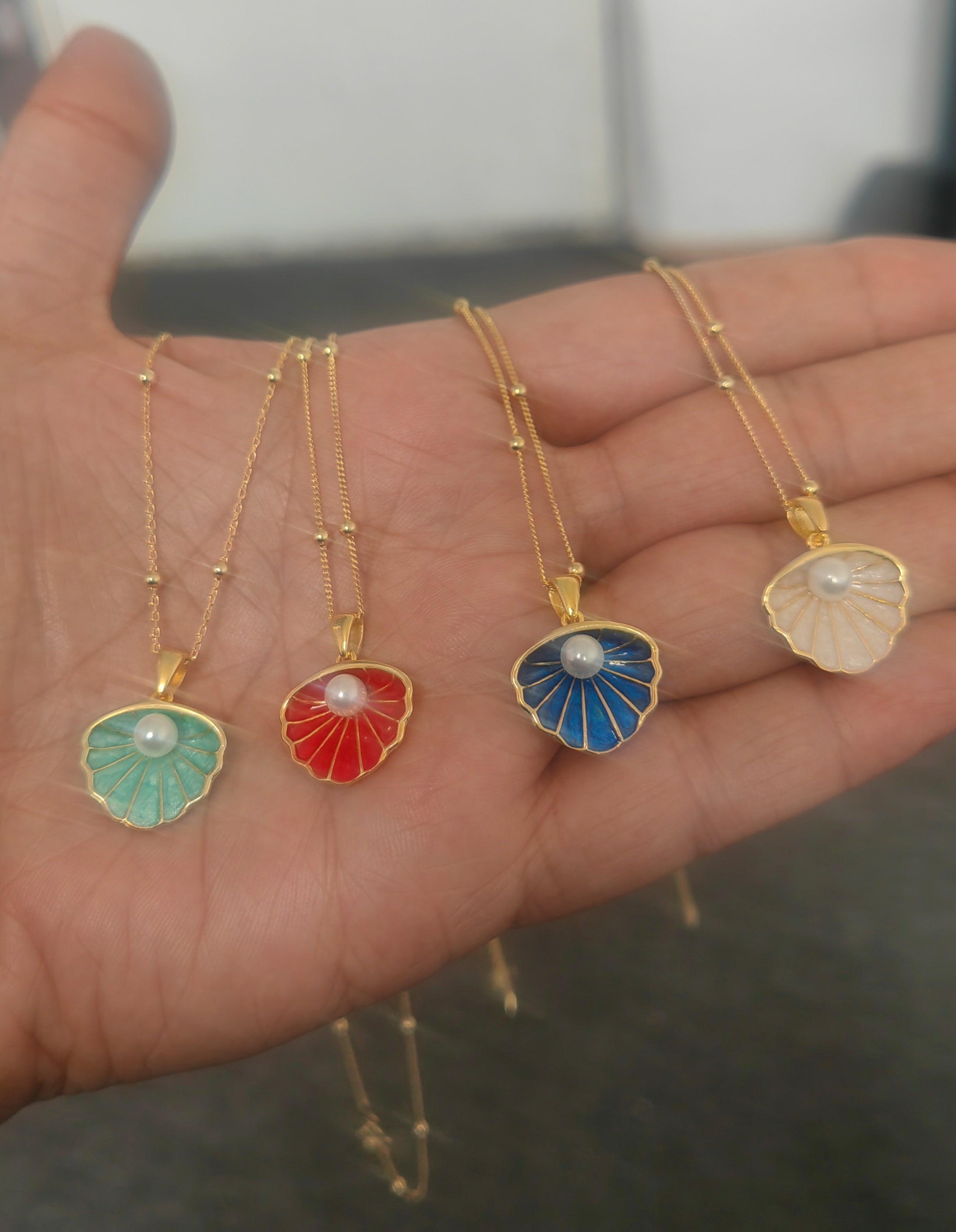 Multicolor Oyster Shell Sterling Silver Necklace