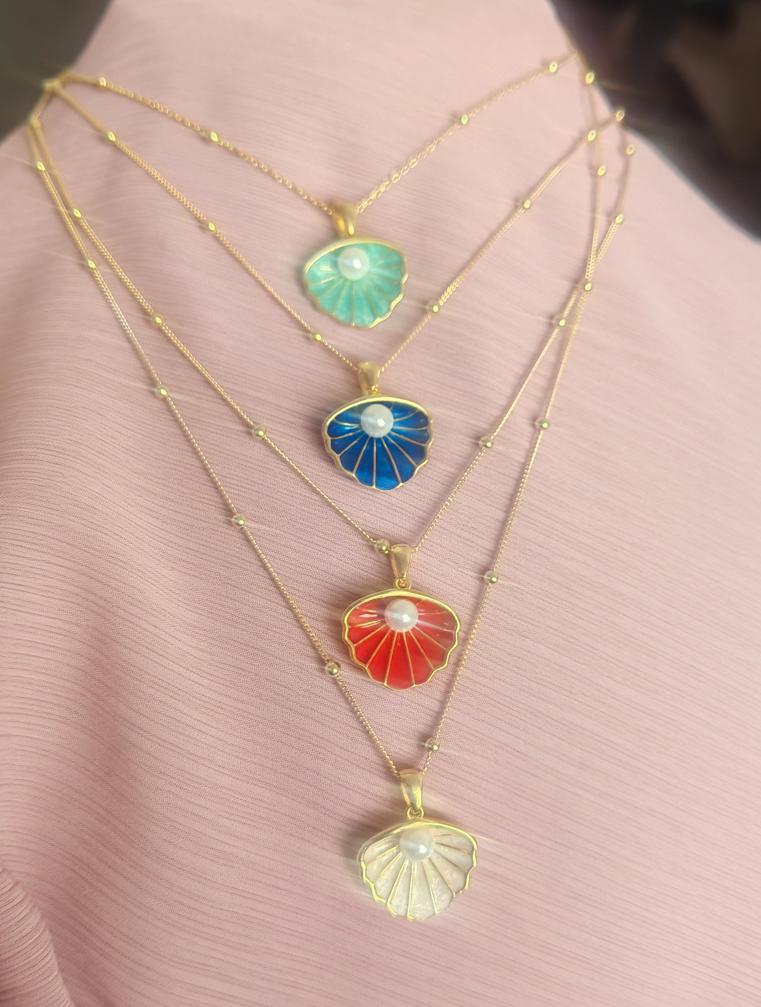 Multicolor Oyster Shell Sterling Silver Necklace