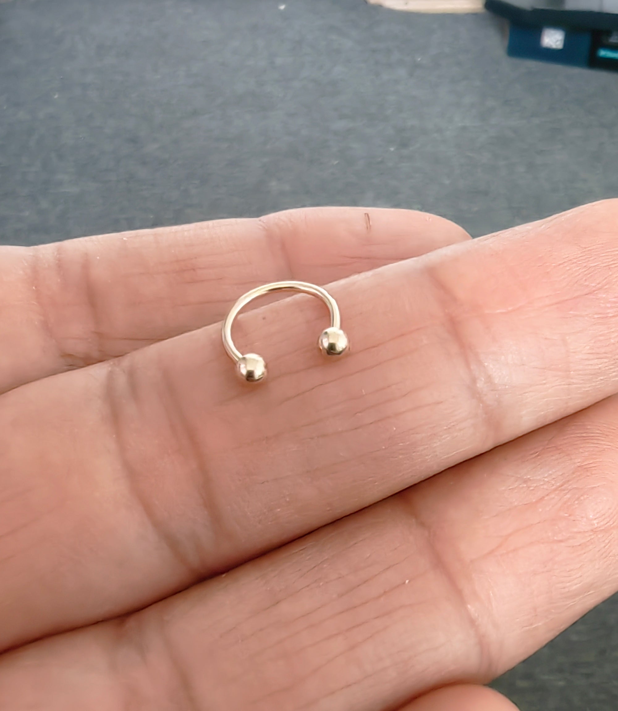Solid 14K Gold Helix Earring – Minimalist Cartilage Stud No Stone