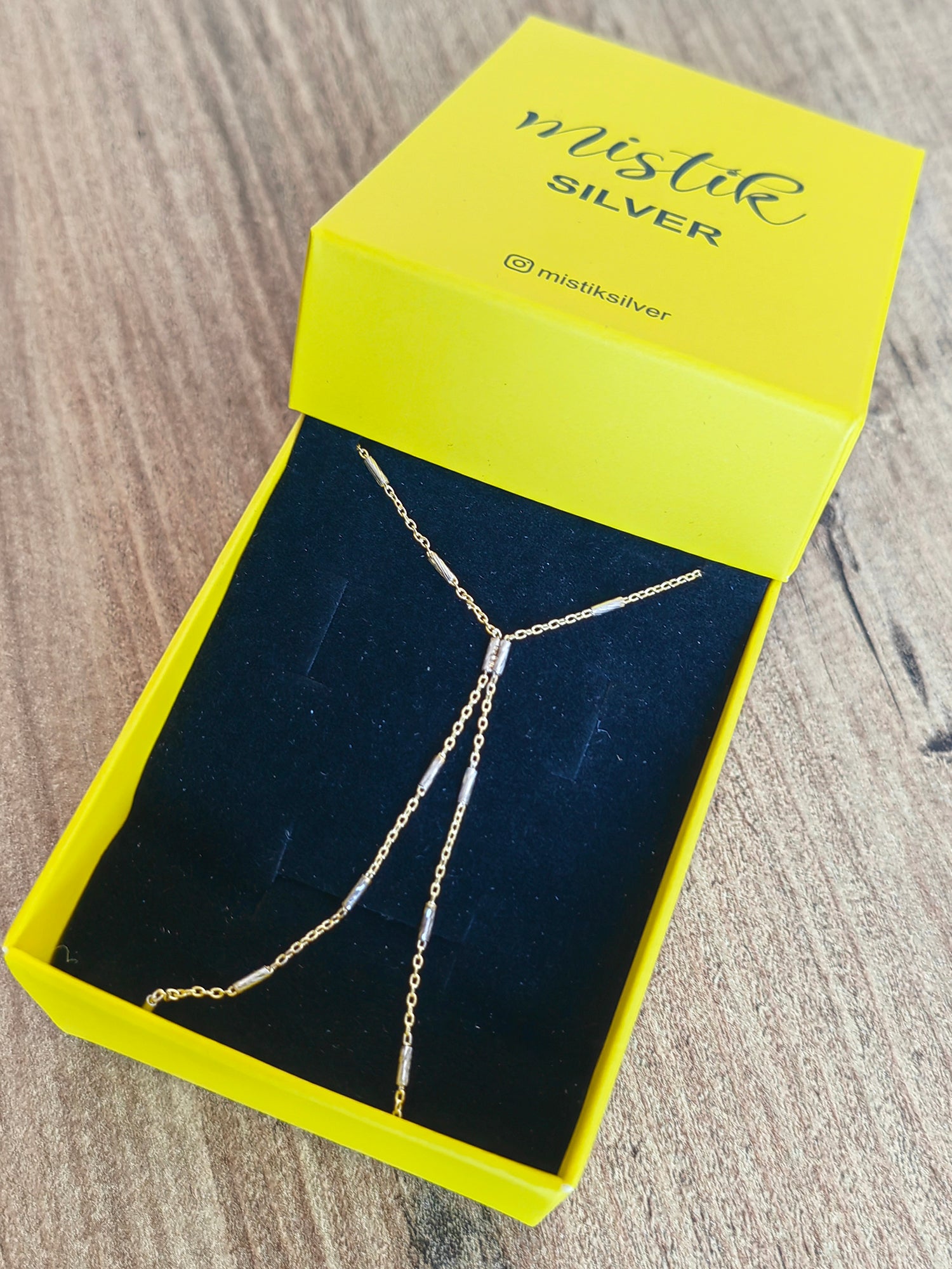 Elegant Sterling Silver Slave Bracelet – Thin Hand Chain with Stripe Pattern, No Gemstone