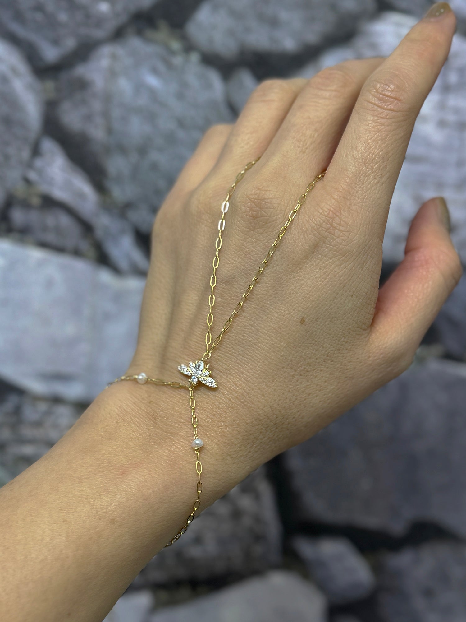 Natural Pearl Dragonfly Silver Slave Bracelet – Elegant Hand Chain Jewelry