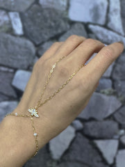 Natural Pearl Dragonfly Silver Slave Bracelet – Elegant Hand Chain Jewelry