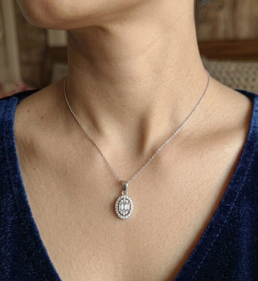 925 Sterling Silver Oval Cubic Zirconia Halo Pendant Necklace with Chain | Yellow Gold, Rose Gold & Rhodium Plated