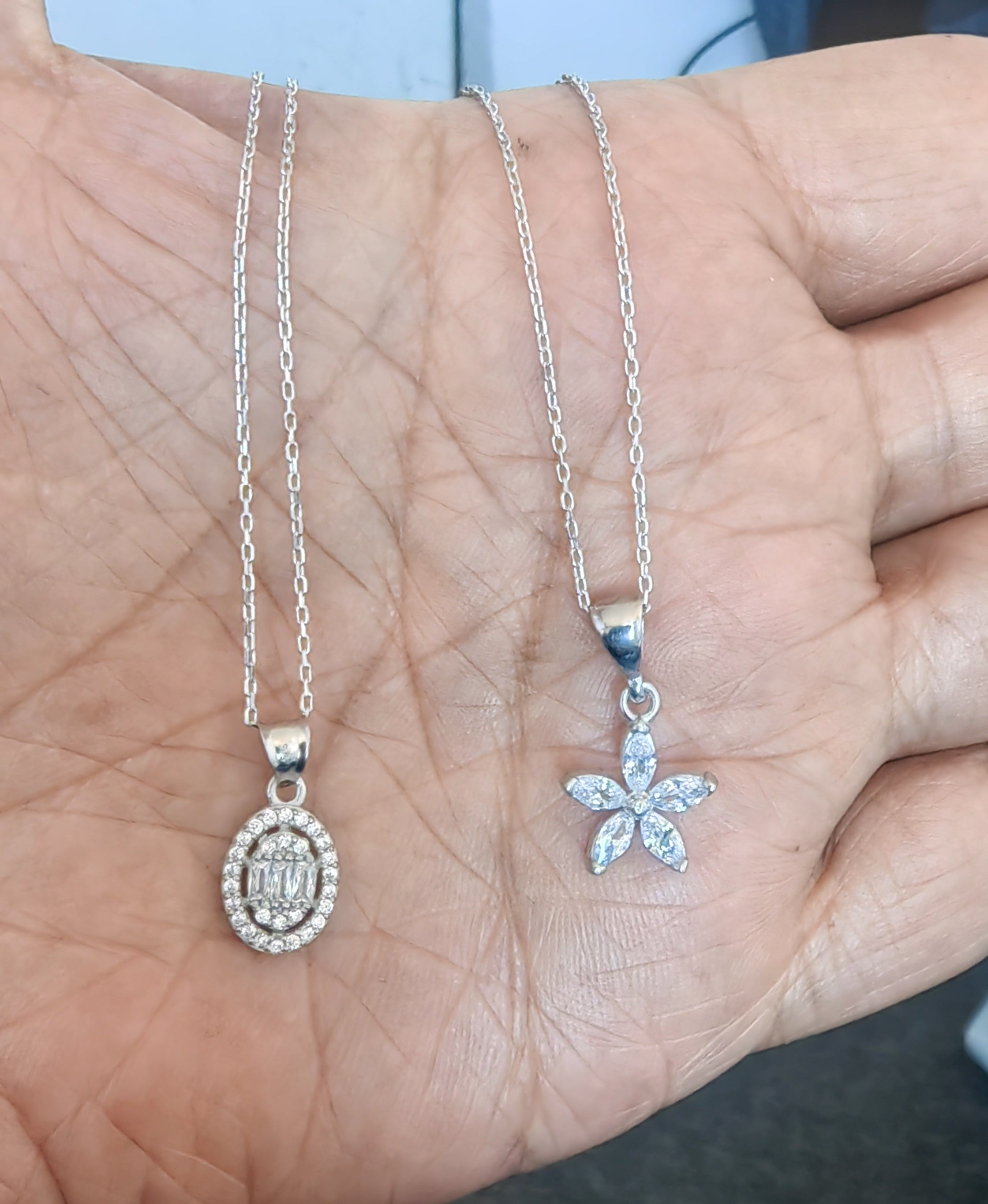 925 Sterling Silver Oval Cubic Zirconia Halo Pendant Necklace with Chain | Yellow Gold, Rose Gold & Rhodium Plated